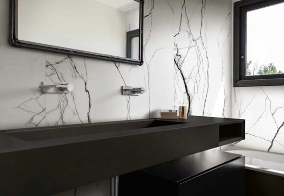 ambient bw marble breach